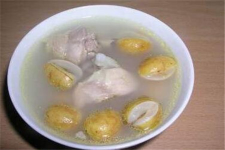 黄皮果鸡汤