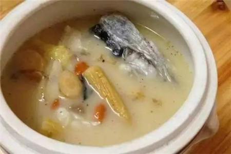 鱼头滋补汤