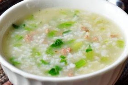 芹菜粳米粥