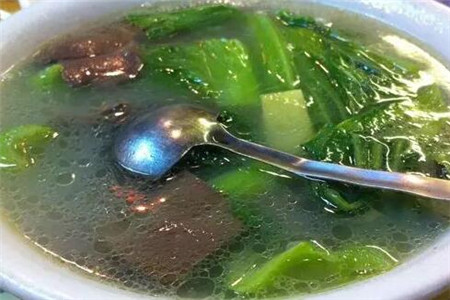 鸭血菠菜汤
