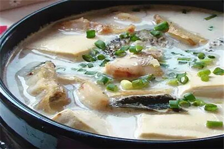 乌鱼豆腐汤